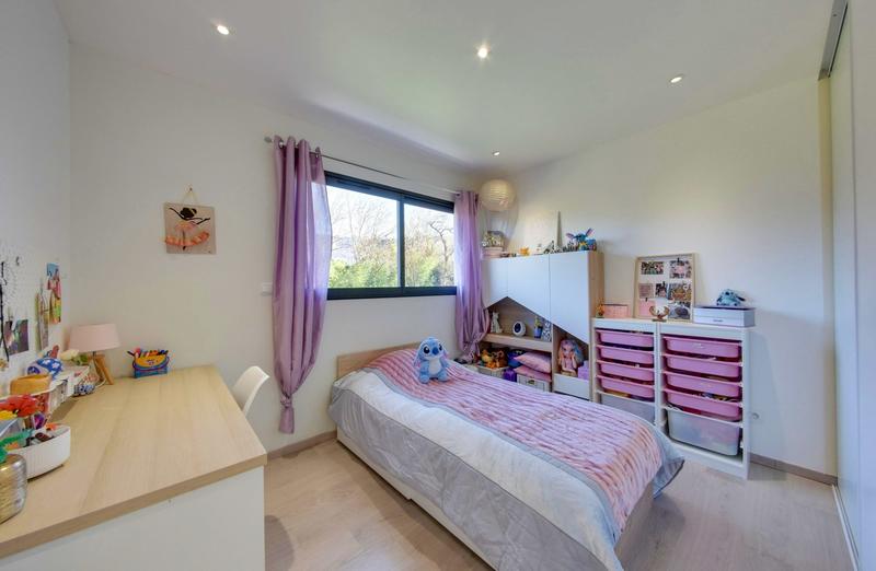 Maison - 98 m² - 4 pièces