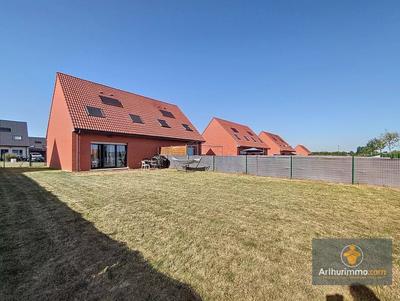 Maison - 82 m² - 4 pièces