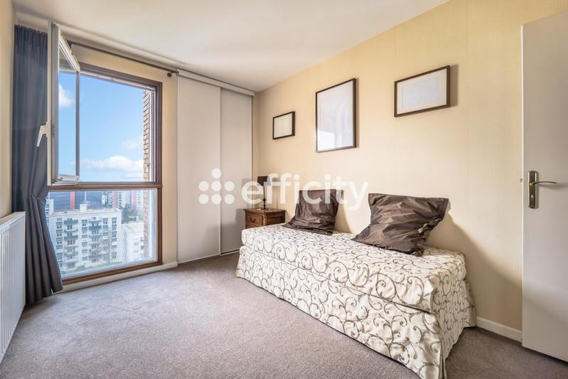 Appartement - 87 m² - 4 pièces