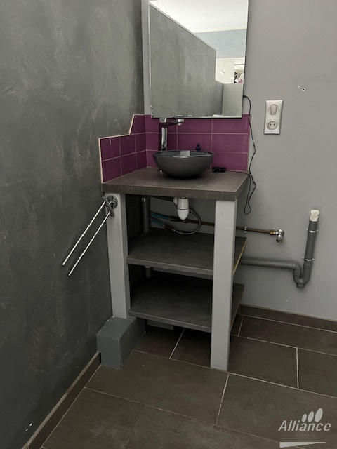 Studio - 40 m² - 1 pièce