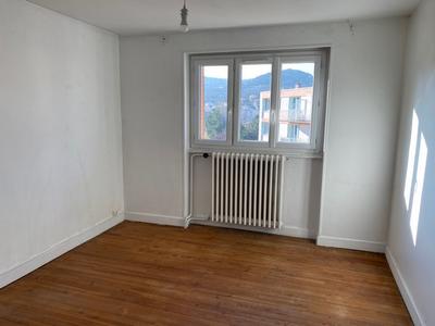 Appartement - 106 m² - 6 pièces