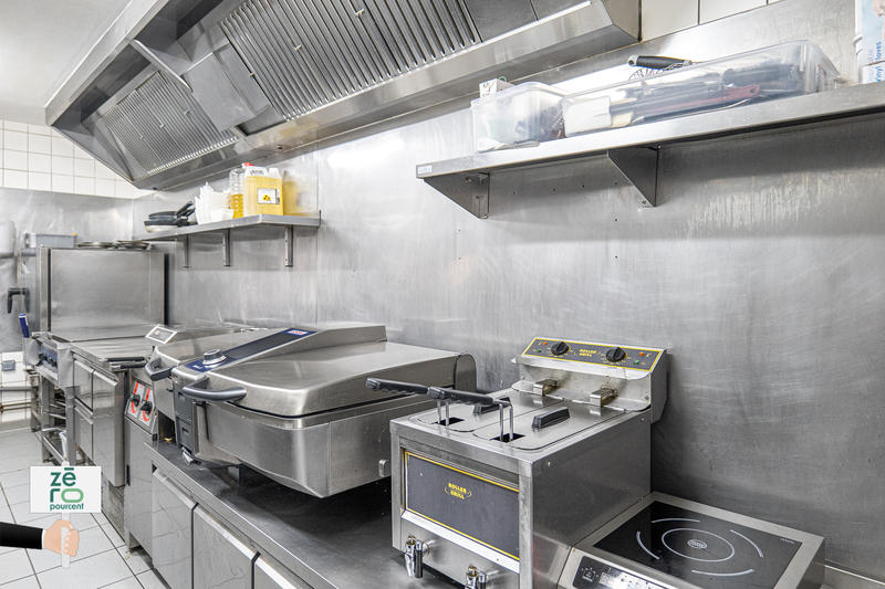 Fonds de commerce - Magasins - 300 m²