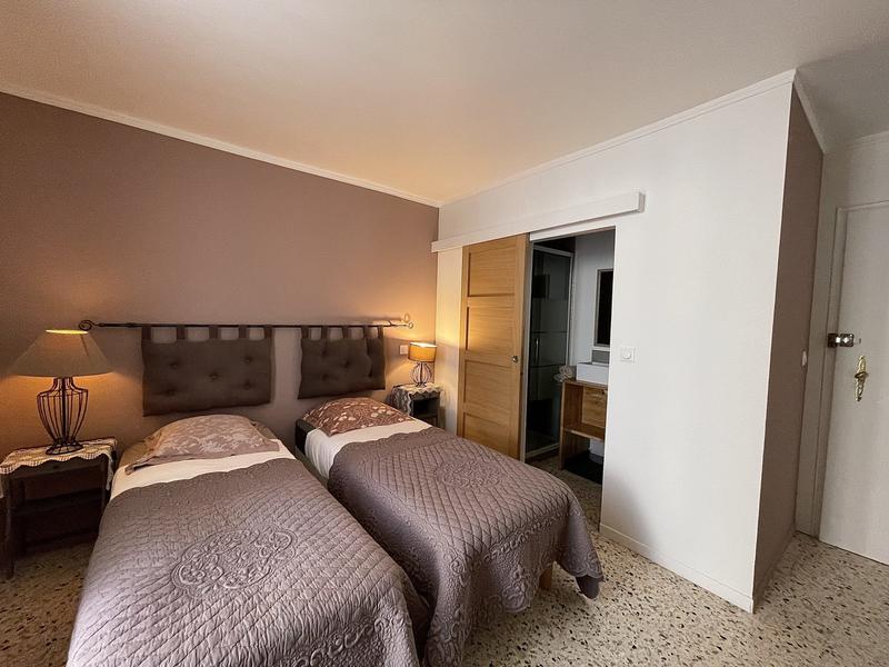 Maison - 209 m² - 8 pièces