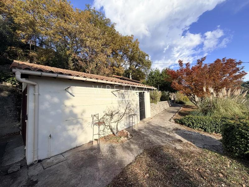 Maison - 141 m² - 5 pièces