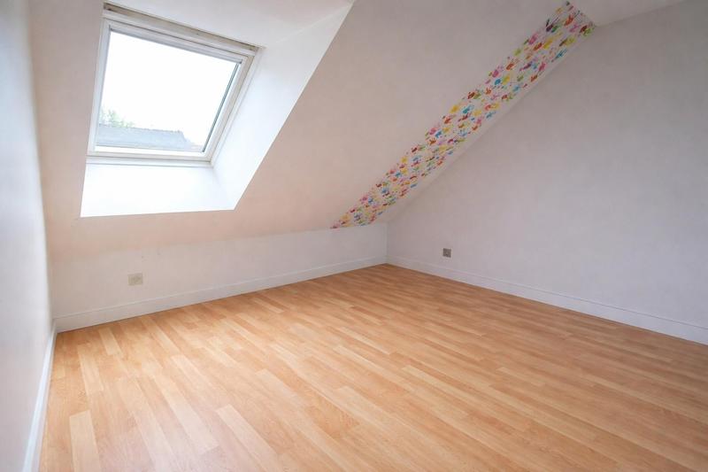 Maison - 106 m² - 6 pièces