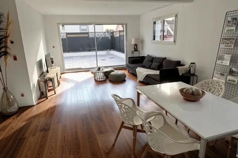 Appartement - 88 m² - 4 pièces