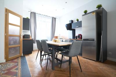 Maison - 95 m² - 6 pièces