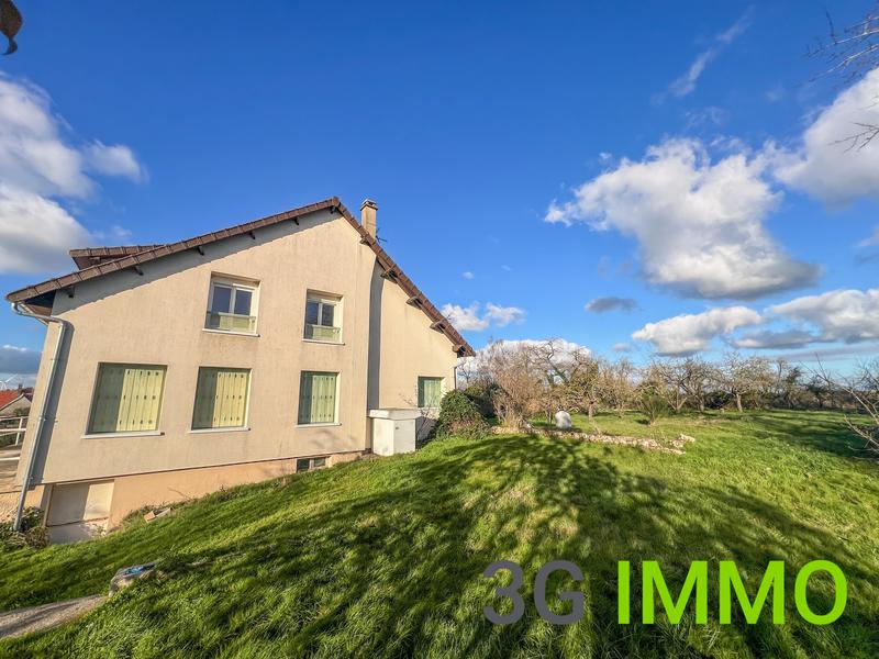 Immeuble - 235 m² - 10 pièces