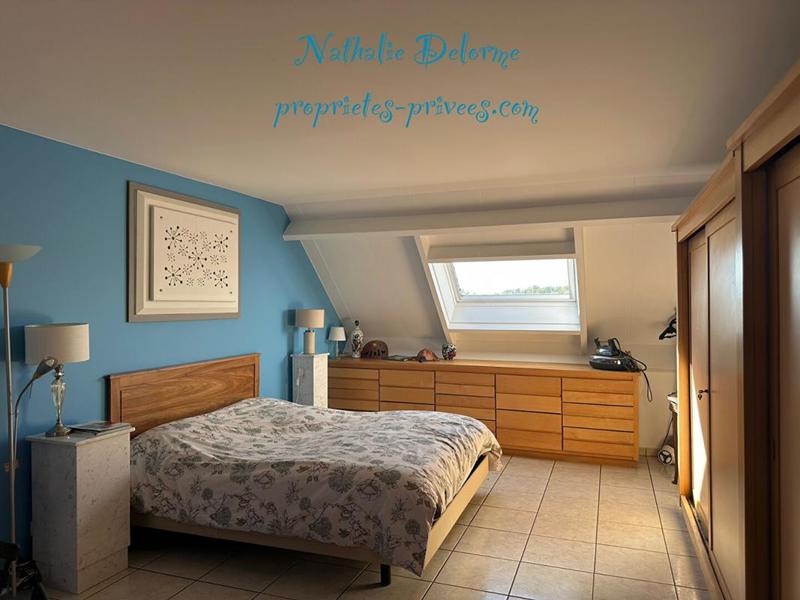 Maison - 240 m² - 1 pièce