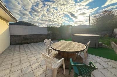 Maison - 121 m² - 6 pièces