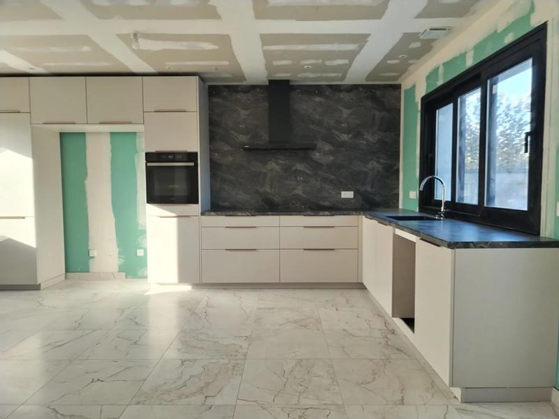 Maison - 116 m² - 6 pièces