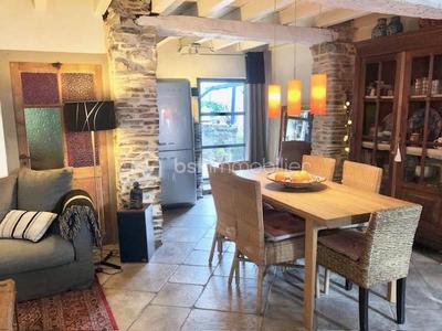 Maison de village - 105 m² - 4 pièces