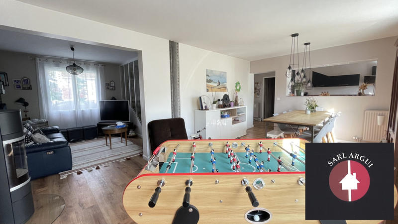 Maison - 111 m² - 6 pièces