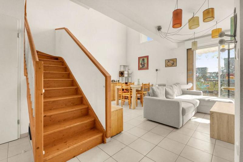 Appartement - 83 m² - 4 pièces