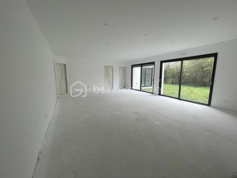 Maison - 134 m² - 6 pièces