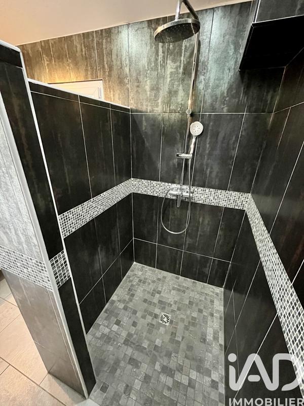 Maison - 96 m² - 4 pièces