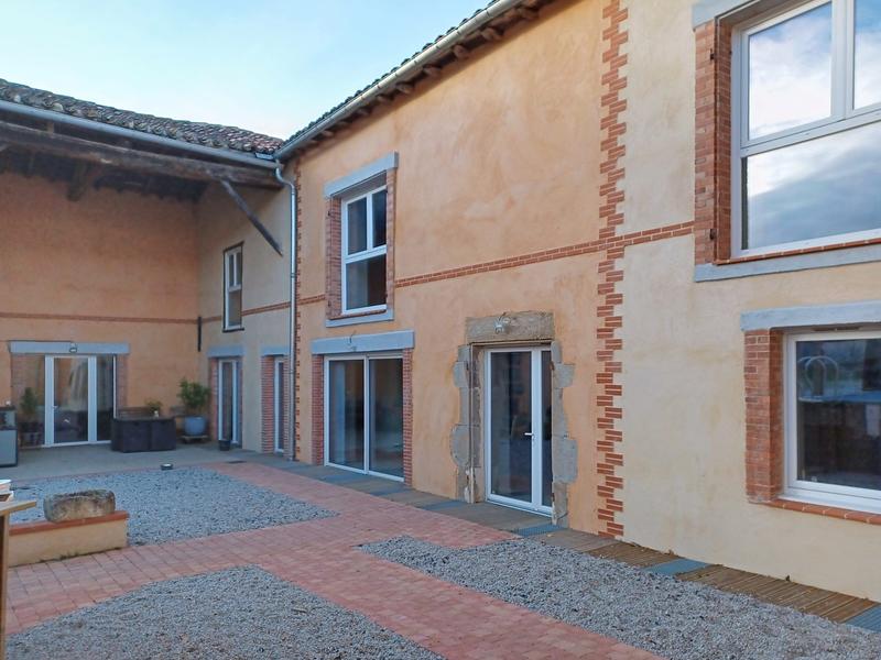 Maison - 258 m² - 6 pièces