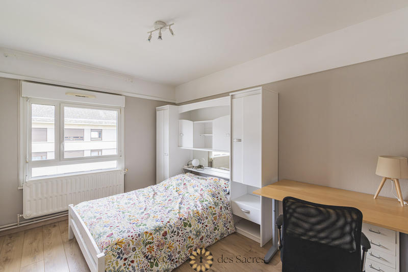 Appartement - 104 m² - 5 pièces