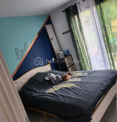 Maison - 93 m² - 4 pièces