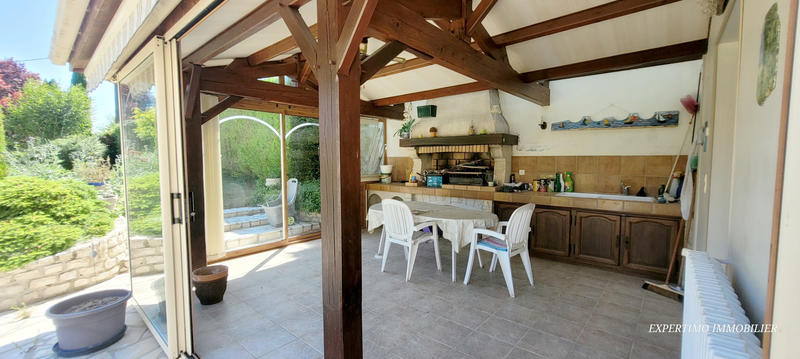 Propriété - 232 m² - 13 pièces