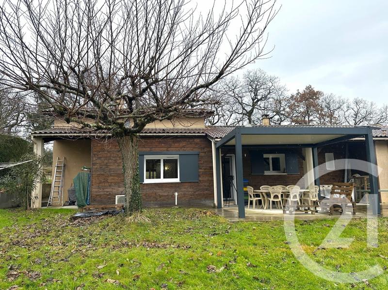 Maison - 179 m² - 7 pièces