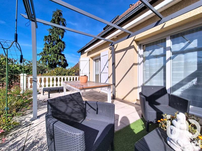 Maison - 143 m² - 6 pièces