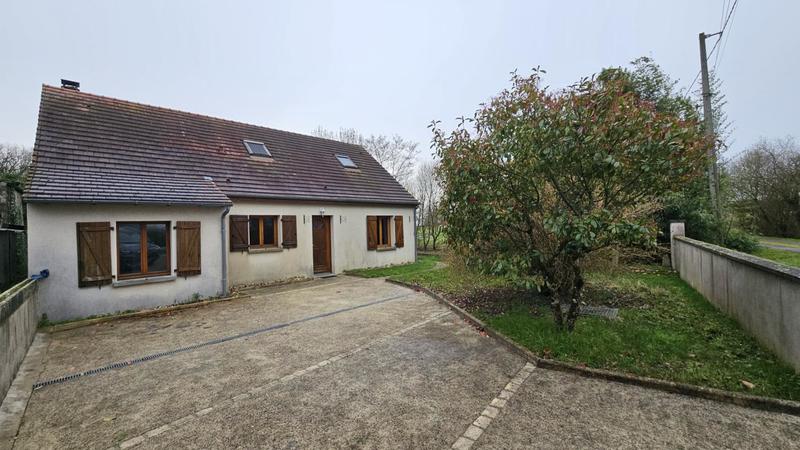 Maison - 115 m² - 8 pièces