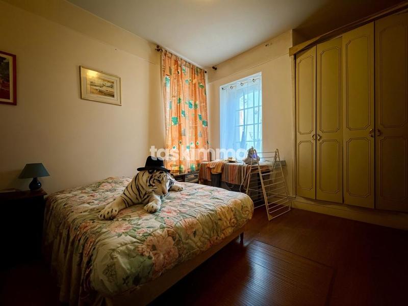 Immeuble - 250 m² - 6 pièces