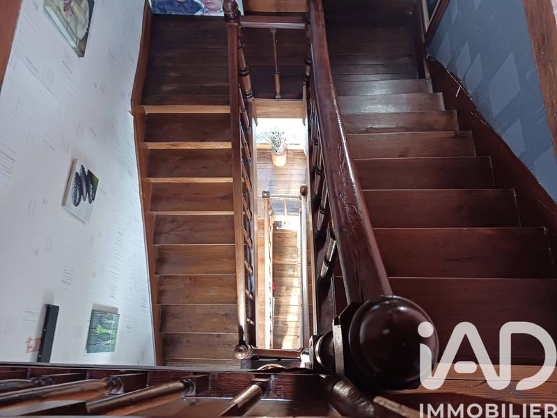 Maison - 226 m² - 8 pièces