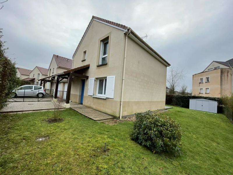 Maison - 83 m² - 4 pièces