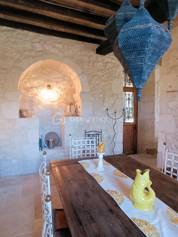 Demeure - 321 m² - 10 pièces