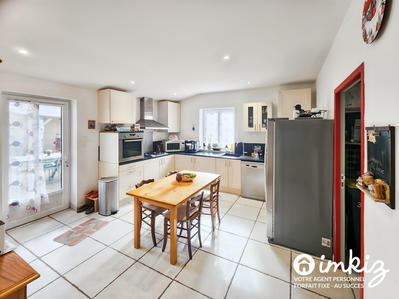 Maison - 137 m² - 6 pièces