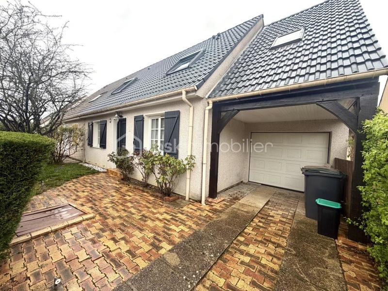 Maison - 117 m² - 6 pièces