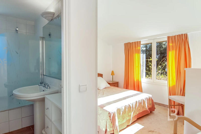 Appartement - 77 m² - 3 pièces