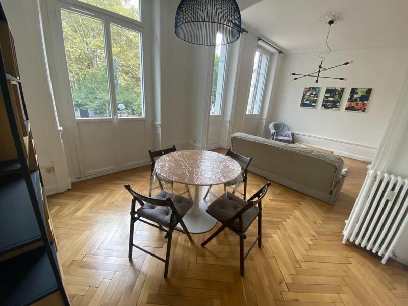 Appartement - 170 m² - 4 pièces