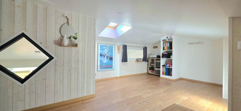 Maison - 187 m² - 6 pièces