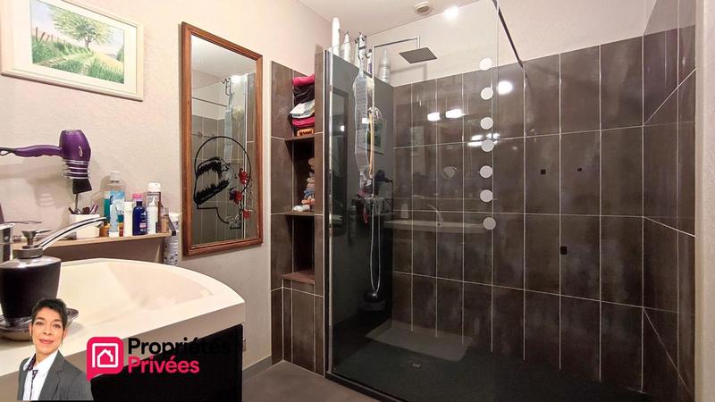 Maison - 185 m² - 7 pièces