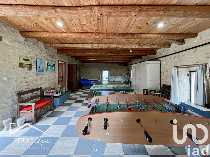 Maison - 294 m² - 10 pièces