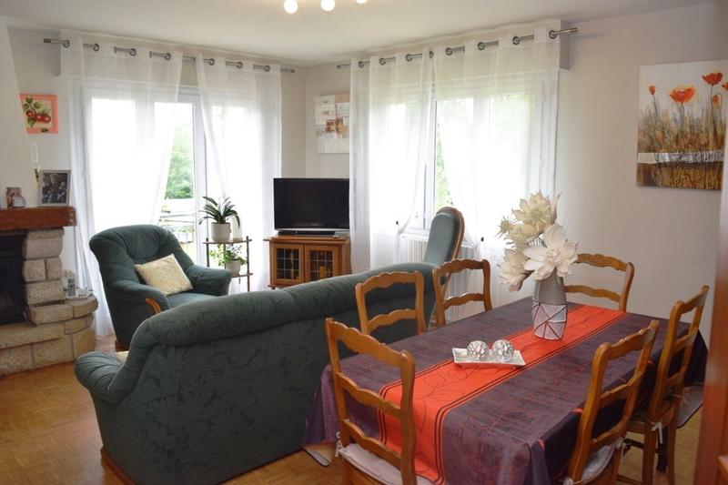 Maison - 111 m² - 6 pièces