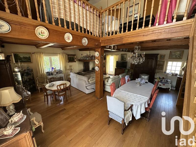 Maison - 203 m² - 5 pièces