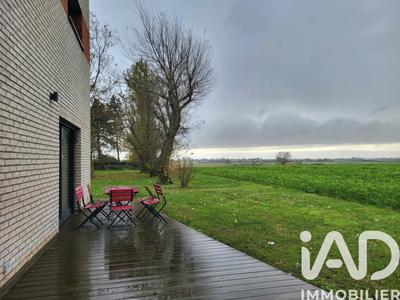 Maison - 220 m² - 8 pièces