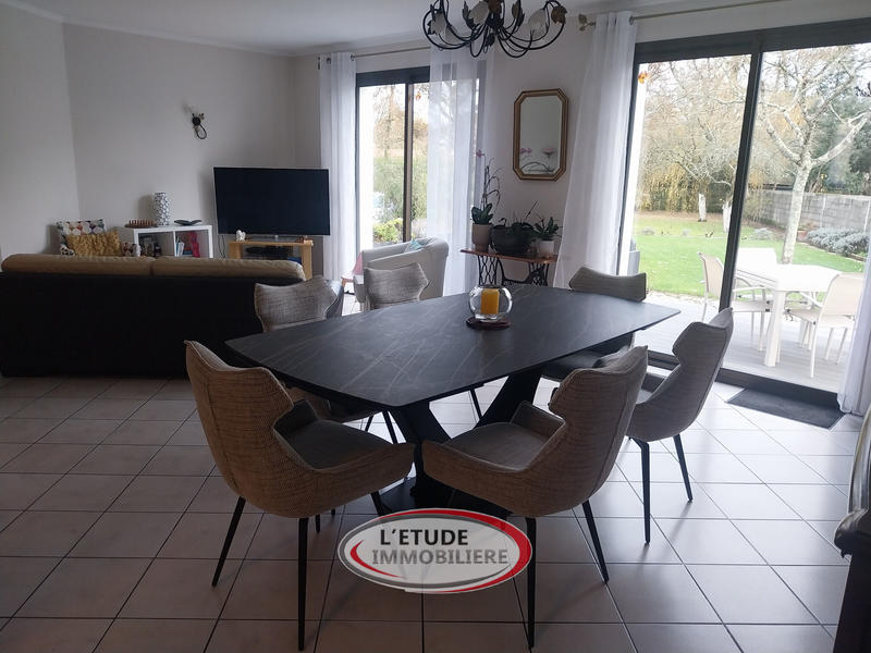 Maison - 98 m² - 5 pièces