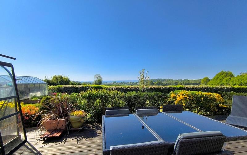 Maison - 148 m² - 6 pièces