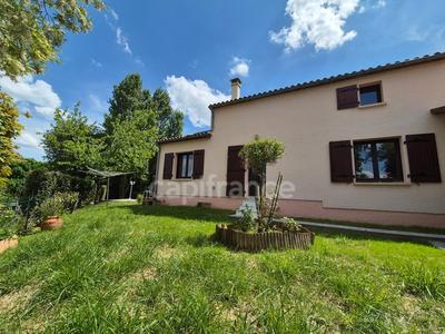 Maison - 140 m² - 5 pièces