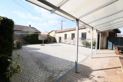 Maison de village - 180 m² - 6 pièces