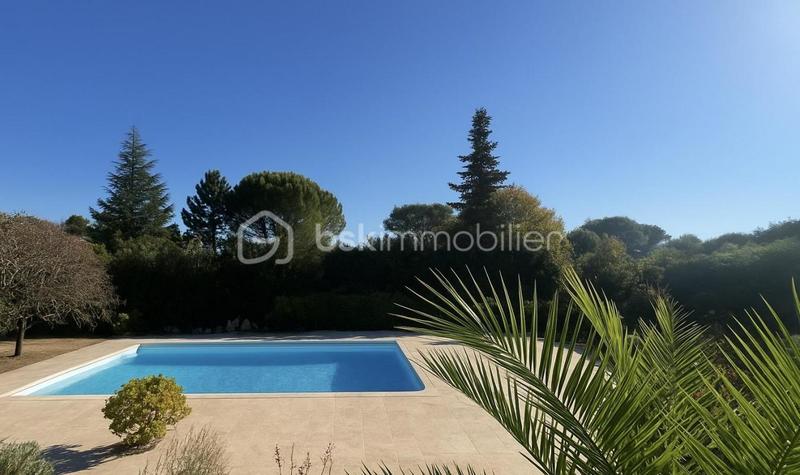 Maison - 141 m² - 6 pièces