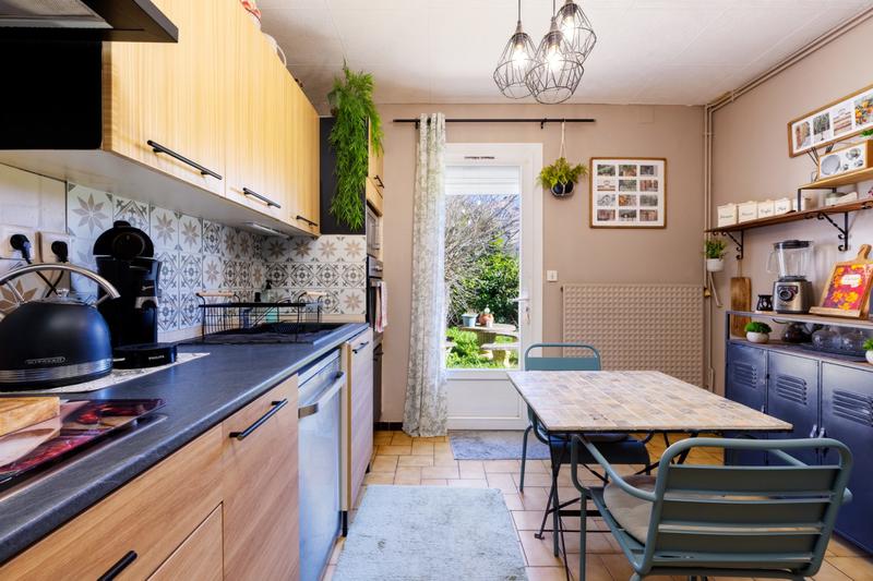 Maison traditionnelle - 129 m² - 4 pièces