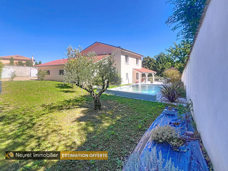Villa - 190 m² - 7 pièces