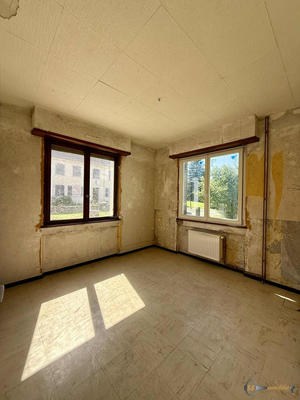 Maison - 106 m² - 7 pièces