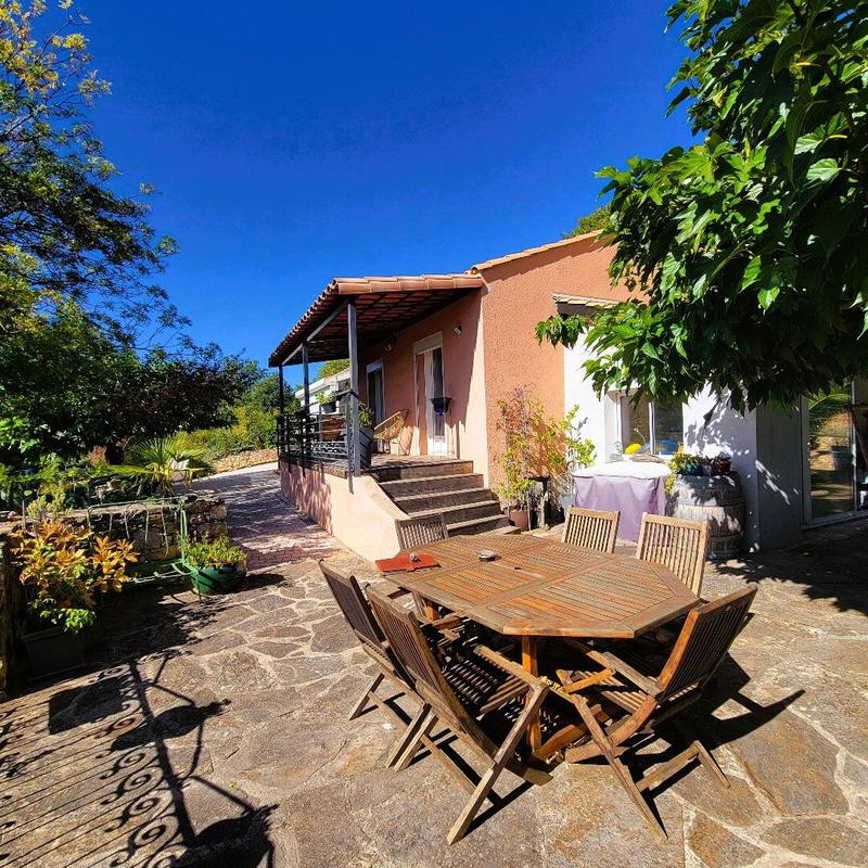 Maison - 107 m² - 5 pièces